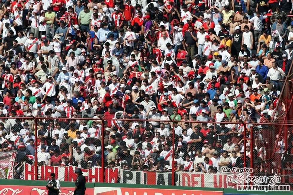 San Martín de Tucumán vs River Plate (AP 2008) 17
